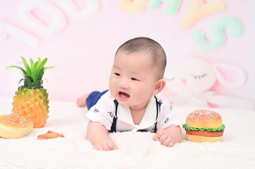 泗洪八个月宝宝打嗝